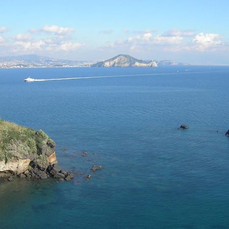 Albergo 'La Vigna' Procida Exterior photo