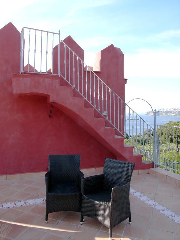 Albergo 'La Vigna' Procida Exterior photo