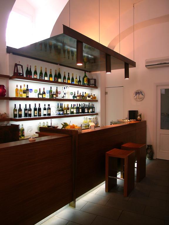 Albergo 'La Vigna' Procida Exterior photo