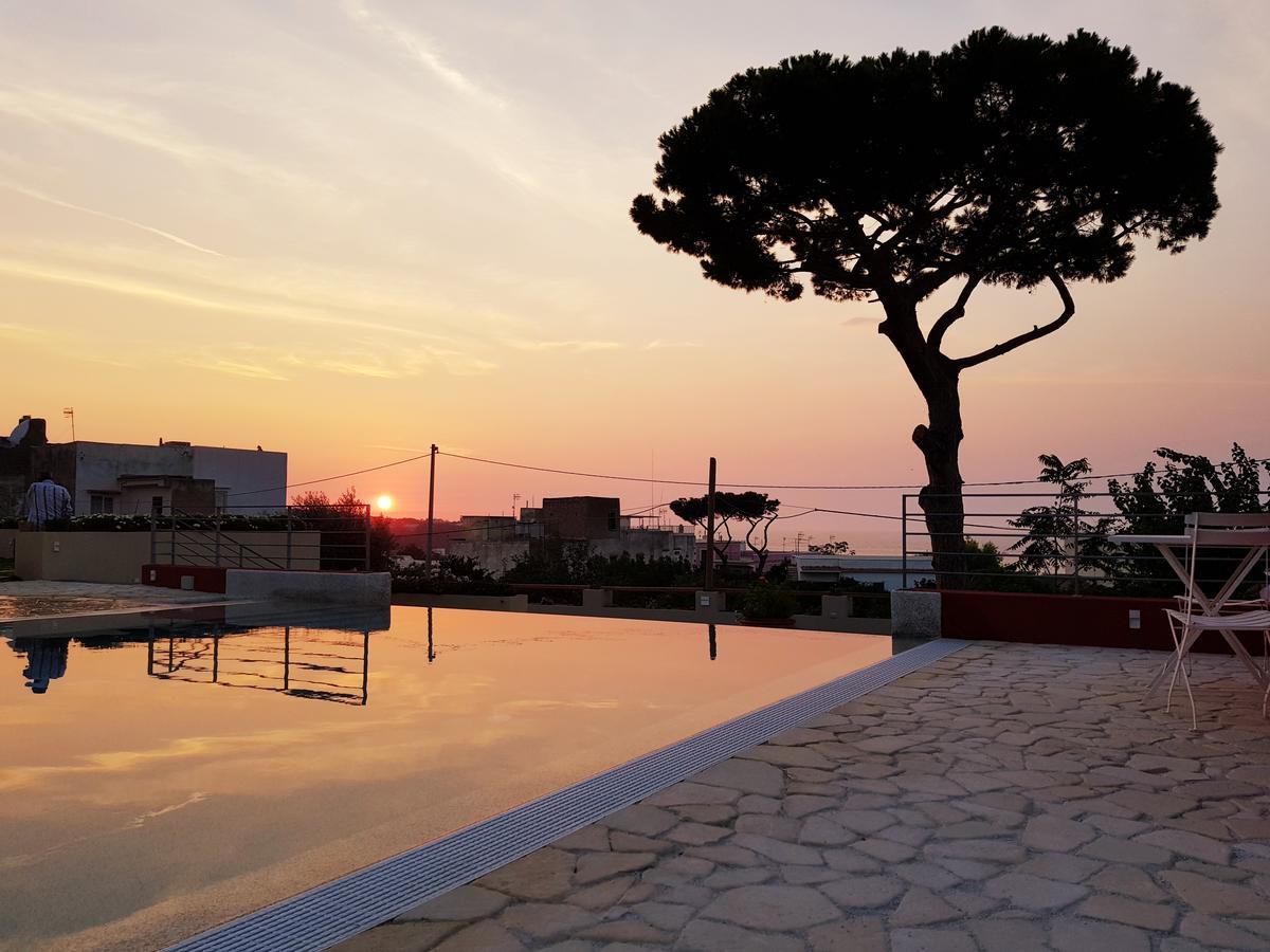 Albergo 'La Vigna' Procida Exterior photo